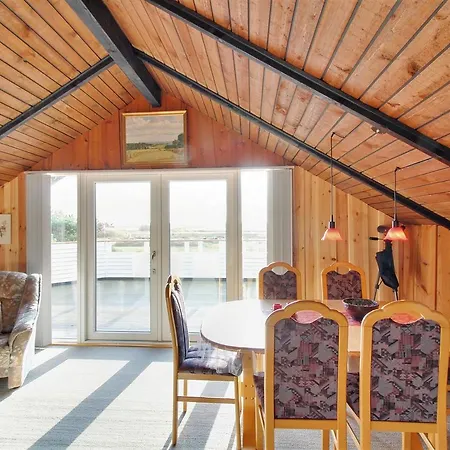 Blavand Holiday home *